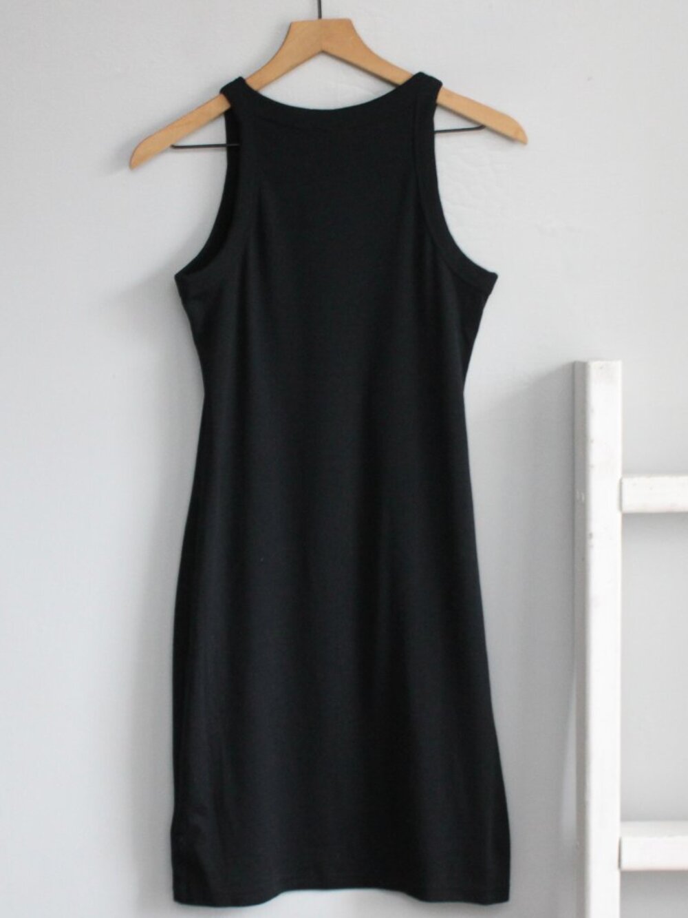 Gap Women's Black Softspun Sleeveless Tank Crew Fitted Midi Dress sz XS Petite - Picture 2 of 4